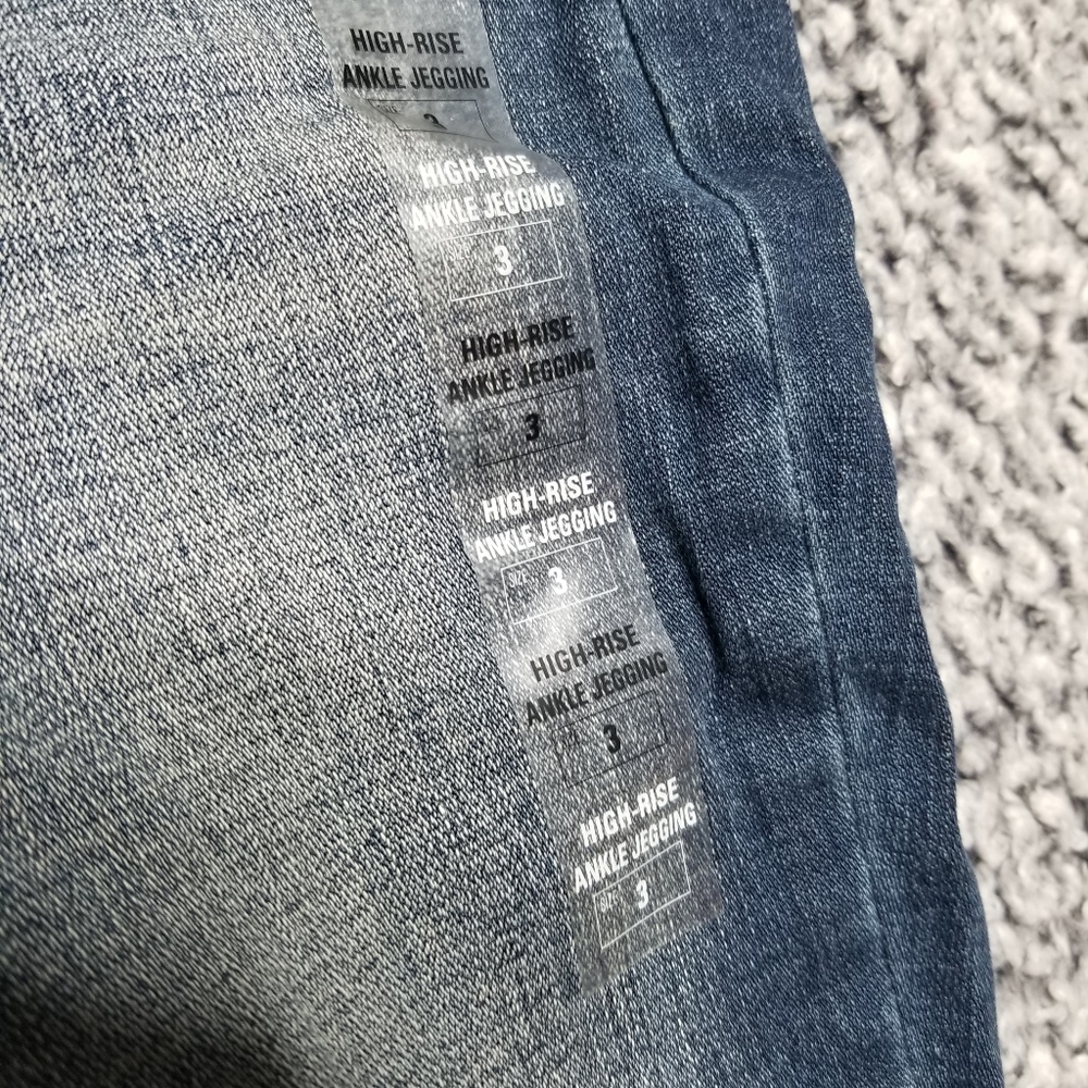 NWT So High Rise Jeggings - Picture 5 of 9